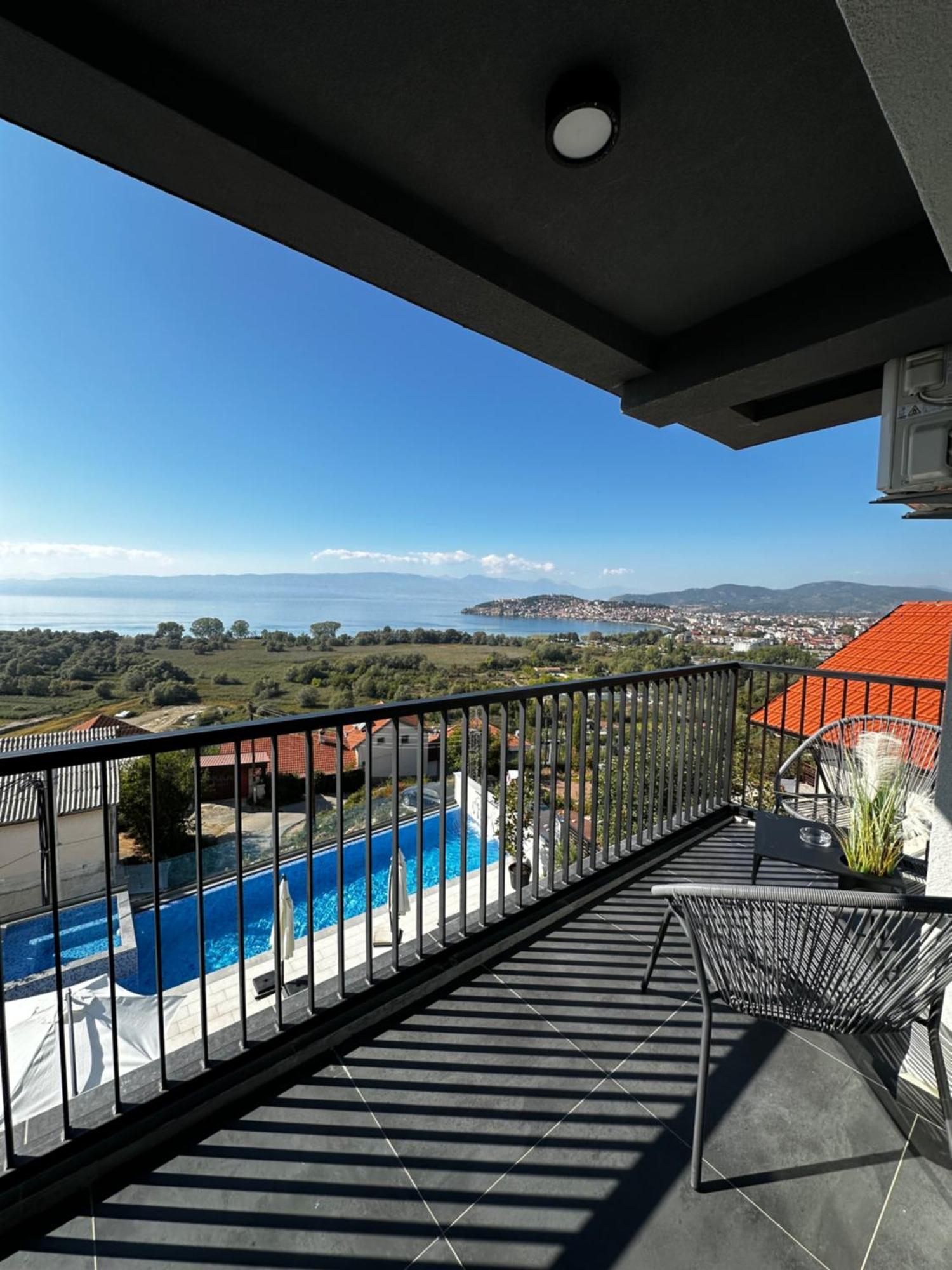 La Vista Luxury Villa オフリド エクステリア 写真