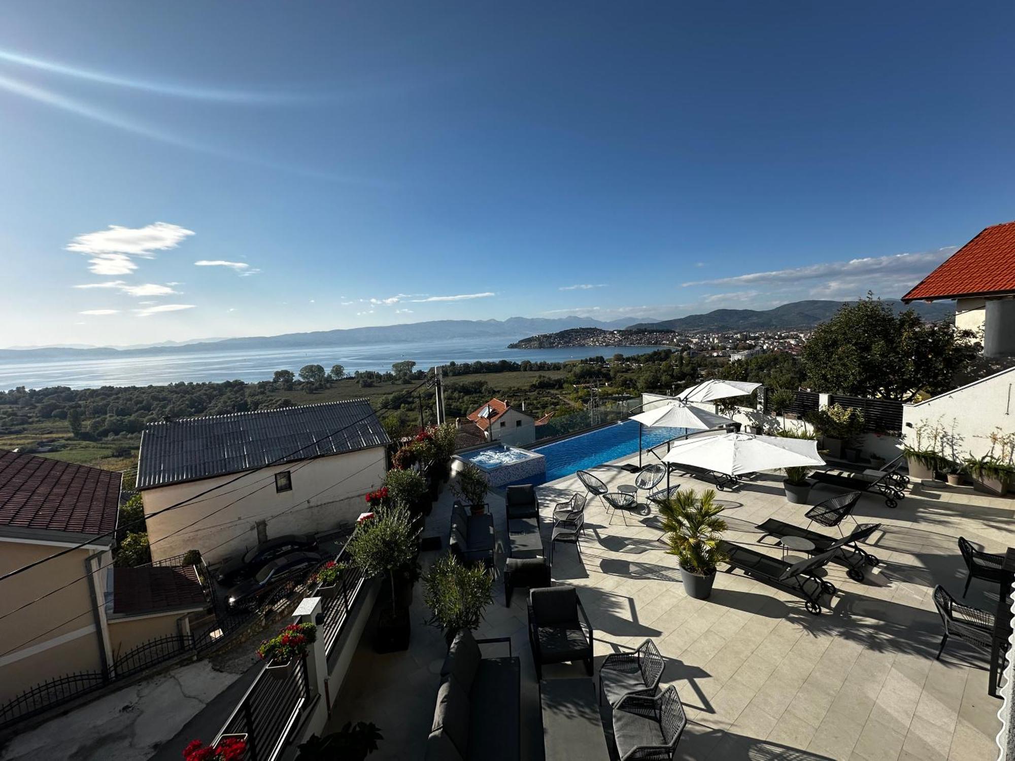 La Vista Luxury Villa オフリド エクステリア 写真