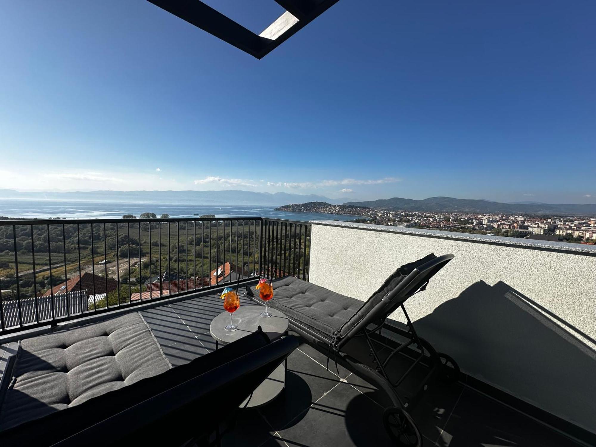 La Vista Luxury Villa オフリド エクステリア 写真